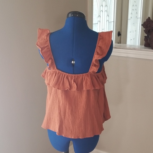 Top - Picture 3 of 4